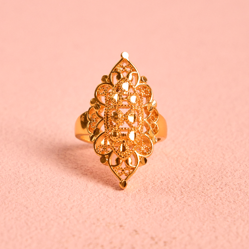 Anillo dorado Vintage