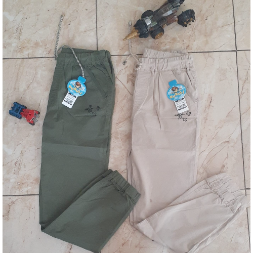 Pantalones de niño
